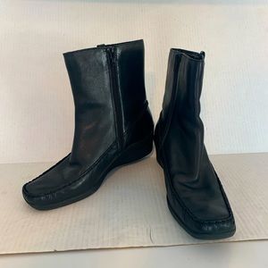 Anne Klein women’s black leather mid calf wedge heel boots size 9